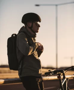 POC Myelin - Uranium Black -Fahrradzubehör Geschäft 10540 Myelin 1002 UraniumBlack 1 6d9122e9 5f08 493e a1aa 00d8a5145540 1200x