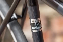 All-city Big Block Komplettrad - Black/Grey -Fahrradzubehör Geschäft 20201122 ACT BigBlock StPaul VanityPhotos 568206 033 Crop