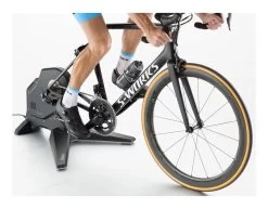 TACX FLUX S Smart-Trainer Heimtrainer + Trainingsmatte Für Rollentrainer -Fahrradzubehör Geschäft 429695 3698693