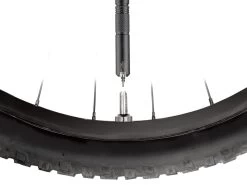 Topeak Tubi Valve Cleaner -Fahrradzubehör Geschäft TUB VC main 2pc