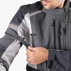 IXS Tour Jacke Master-GTX 2.0 Grau-hell Grau 14 IXS Tour Jacke Master-GTX 2.0 Grau-hell Grau -Fahrradzubehör Geschäft iXSTourJackeMaster GTX2 0grau hellgrau 4