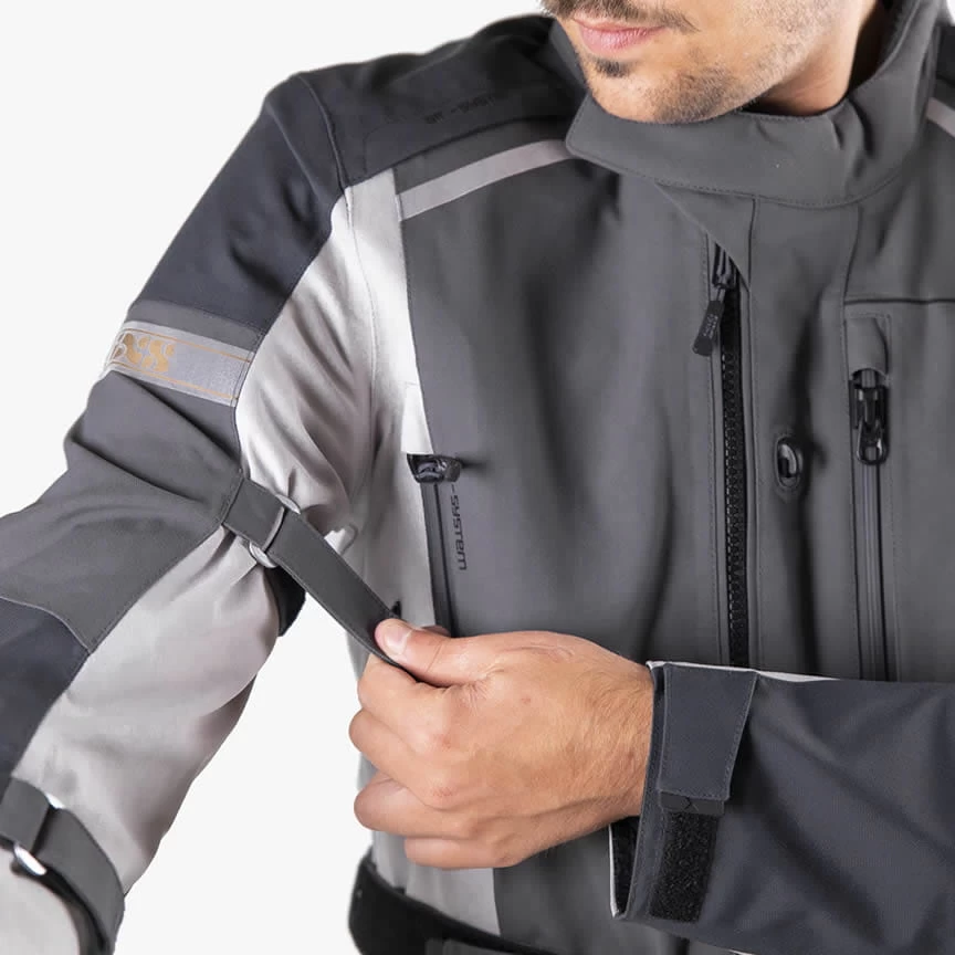 IXS Tour Jacke Master-GTX 2.0 Grau-hell Grau 6 IXS Tour Jacke Master-GTX 2.0 Grau-hell Grau – Bild 4